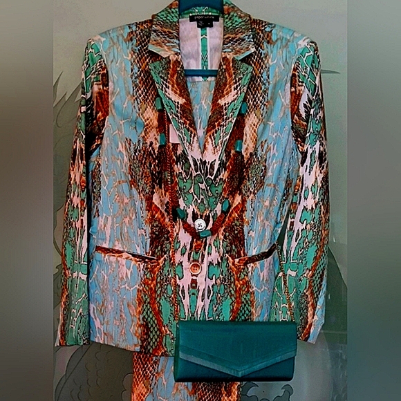 Aztec Western Wear Inspired Ensemble includes necklace/purse.
